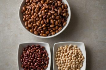 how long do cooked beans last in the fridge